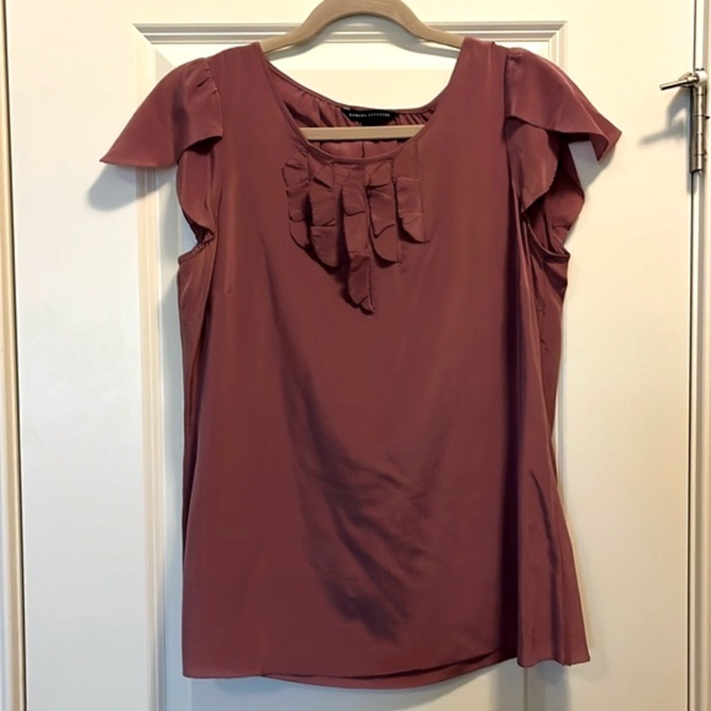 Banana Republic Women’s SS Flutter Sleeve Mauve Top - 100% Silk - Size Medium